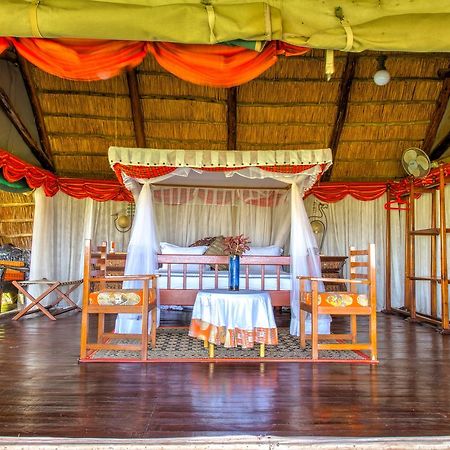 Manyara Wildlife Safari Camp Villa Zanzibar Eksteriør billede
